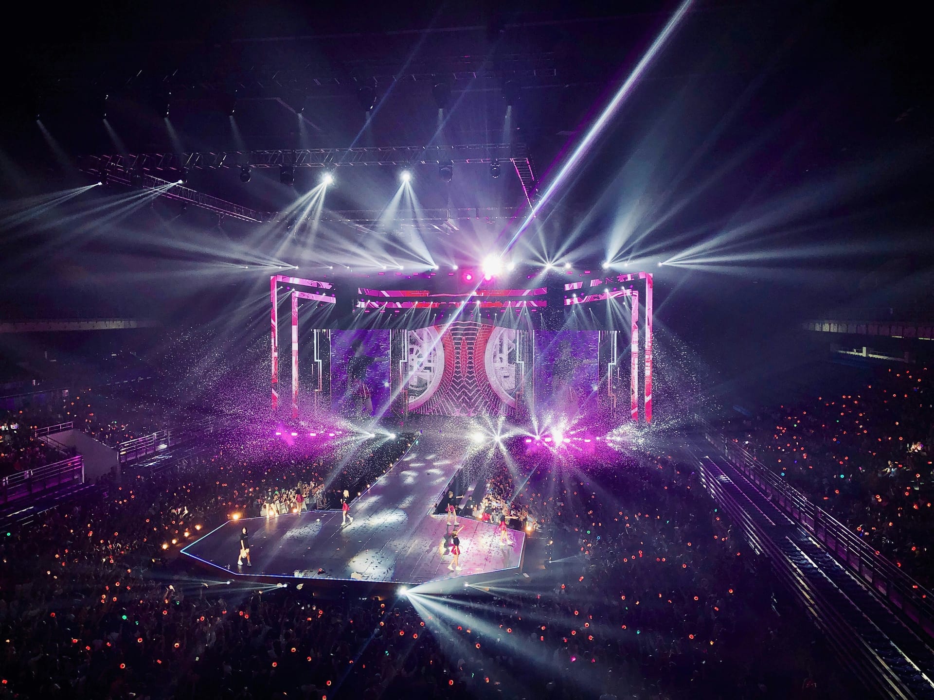 STAGE
